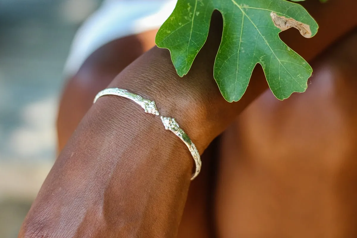 Flat Small Grape Head Bangle Grape Vine Pattern