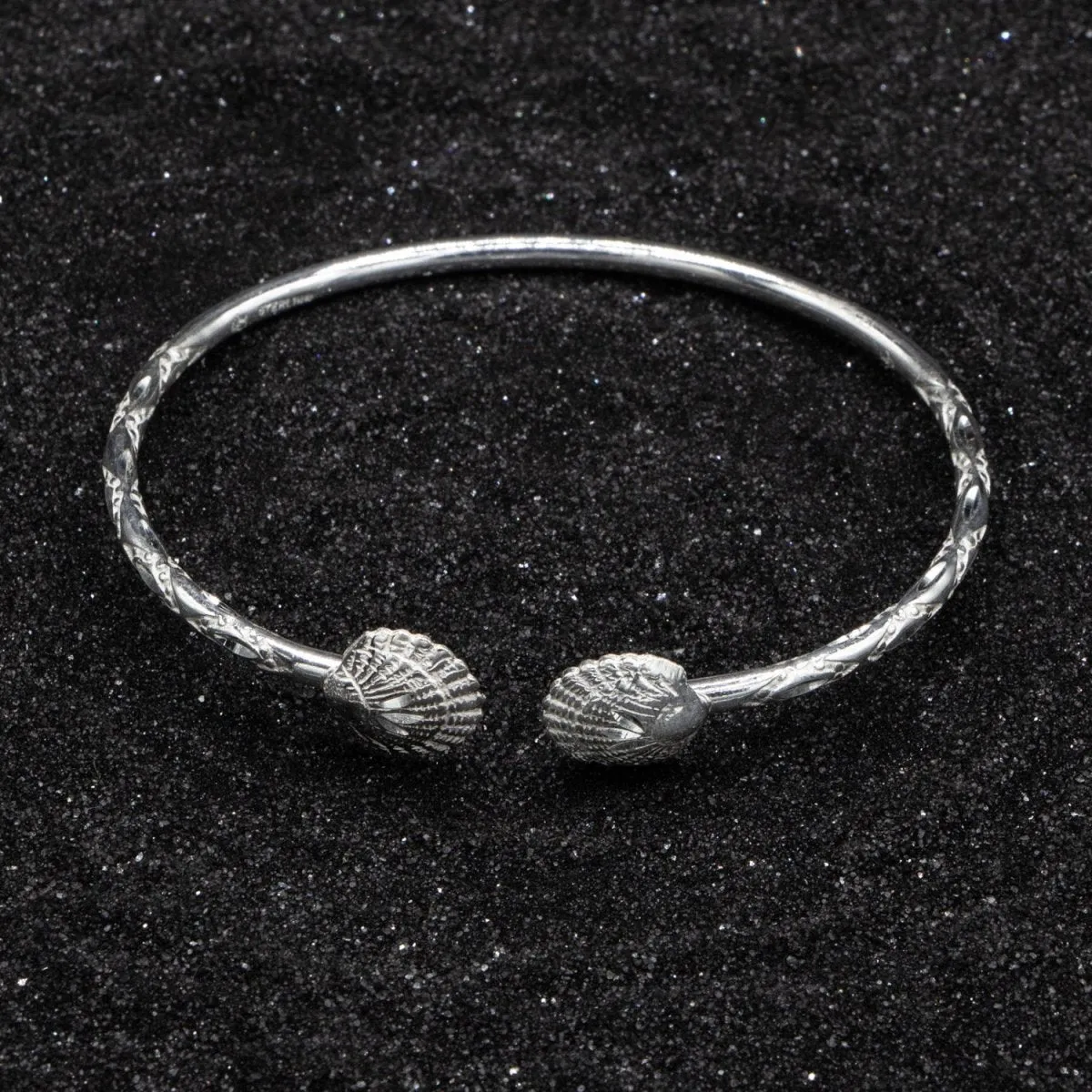 Light Large Clam Bangle with Diamante Pattern