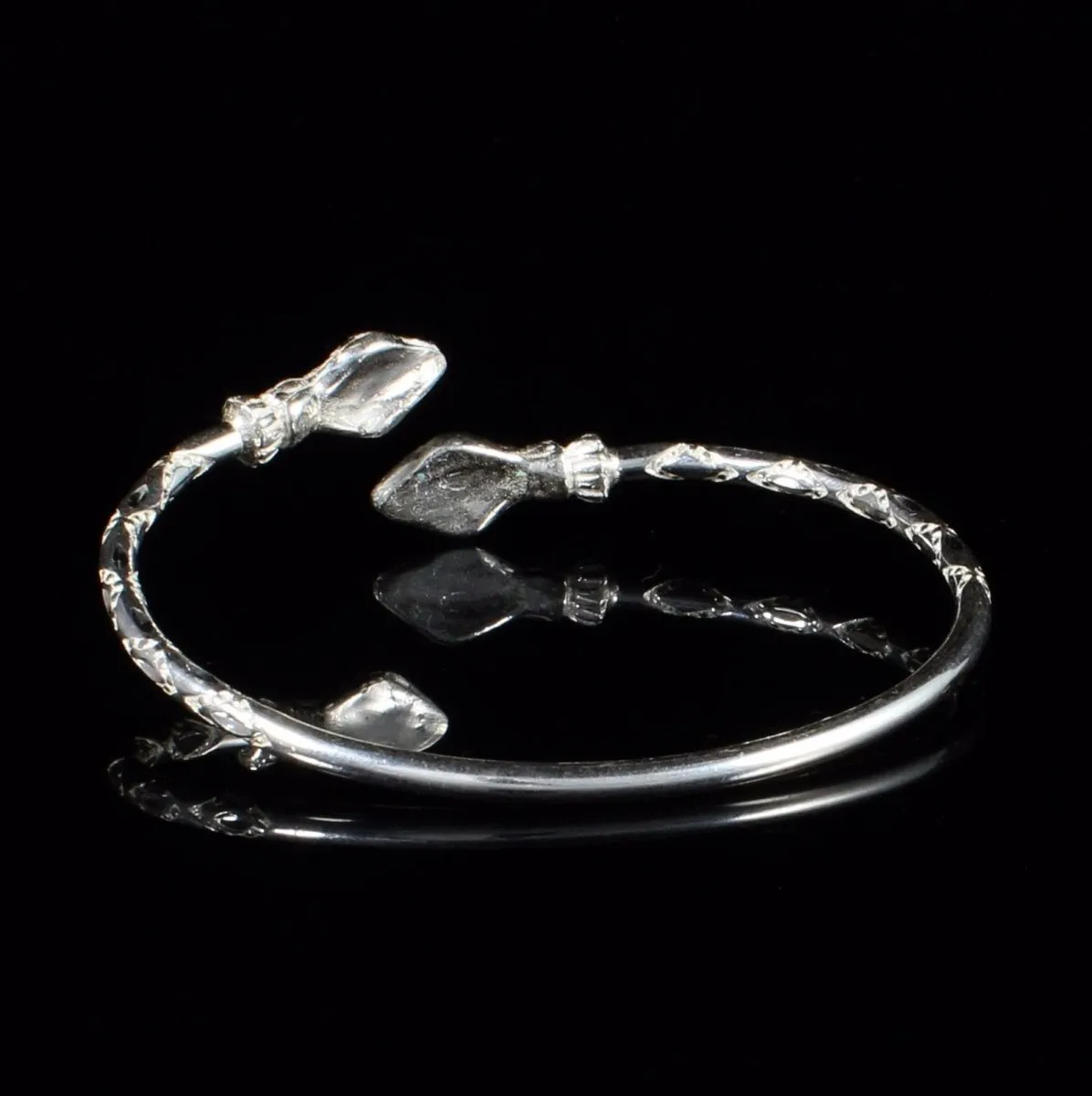 Medium Snake Heads Bangle with Diamante Pattern