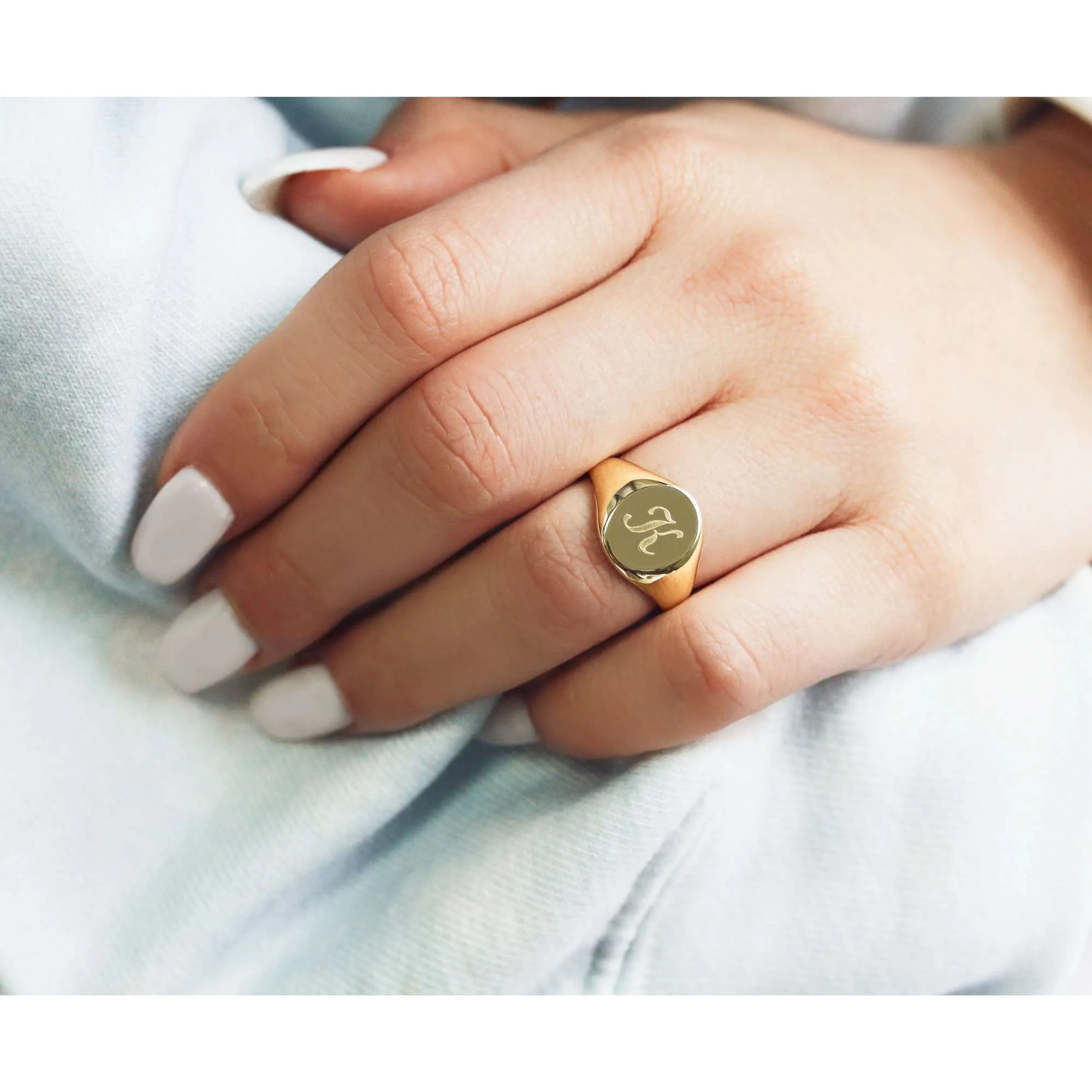 Personalized Signet Oval 14k Yellow Gold