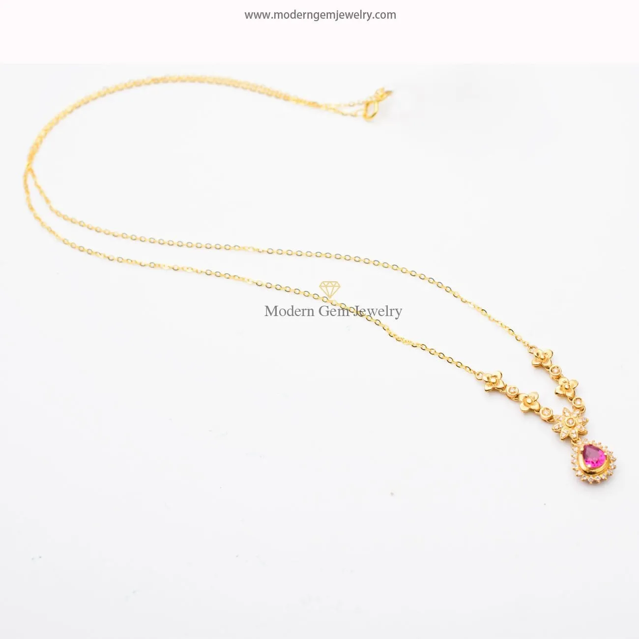 Red Ruby Necklace & Diamonds In 18K Yellow Gold