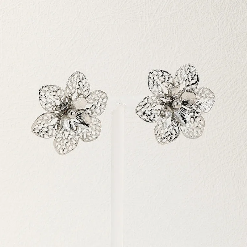 Simple Alloy Flower Stud Earrings - Vienna Verve Collection