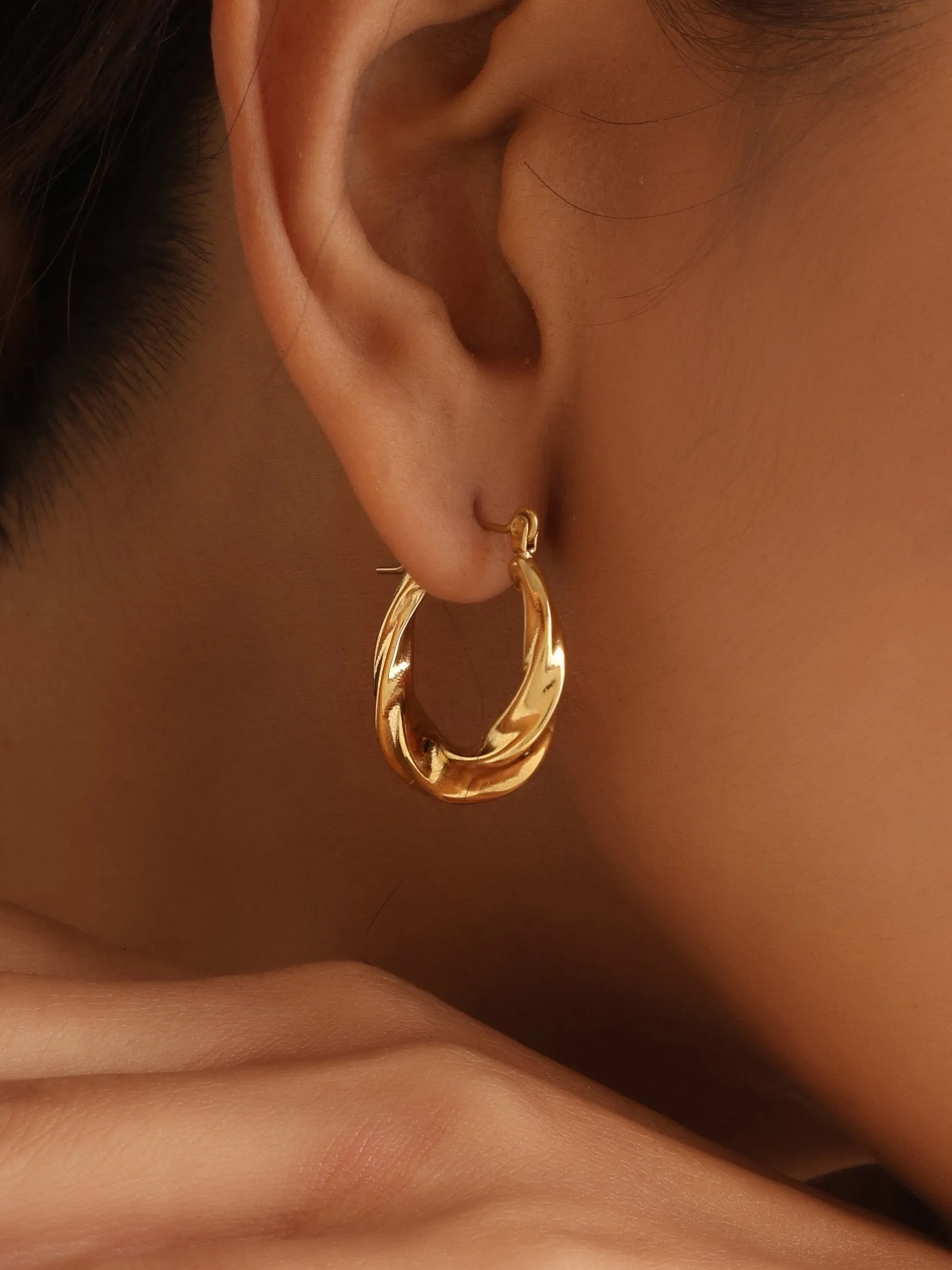 Simple Croissant Hoop Earrings