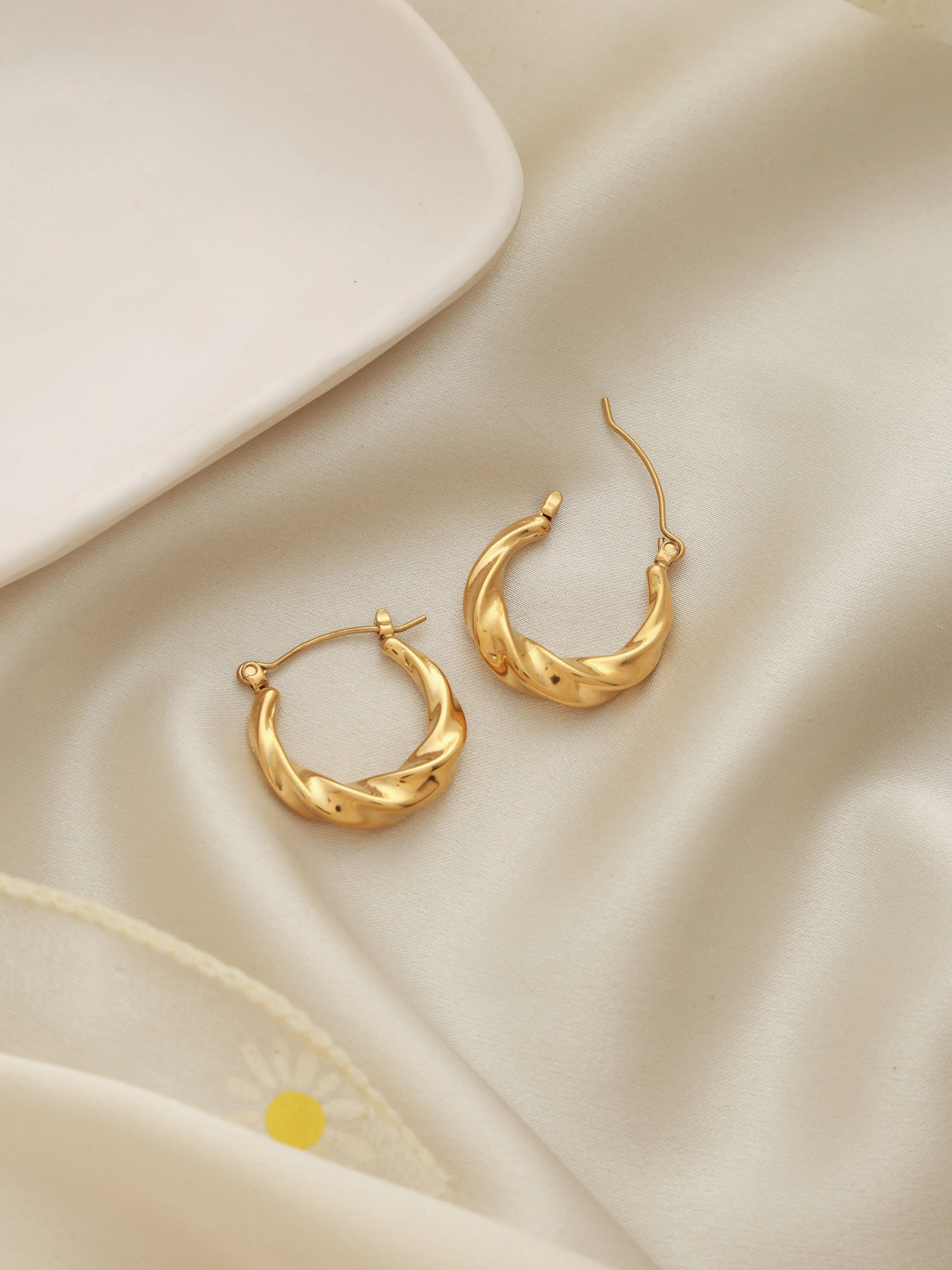 Simple Croissant Hoop Earrings