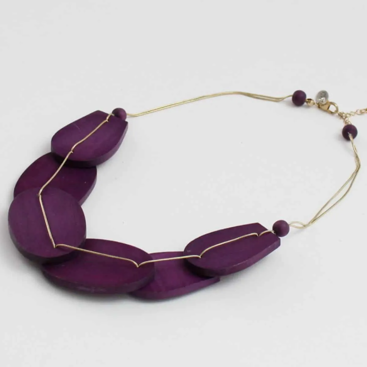 Wooden Grace Necklace Purple